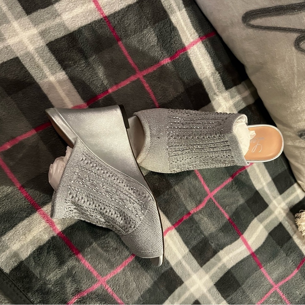 Lauren Lorraine Elegant Silver Women's Mules​​​